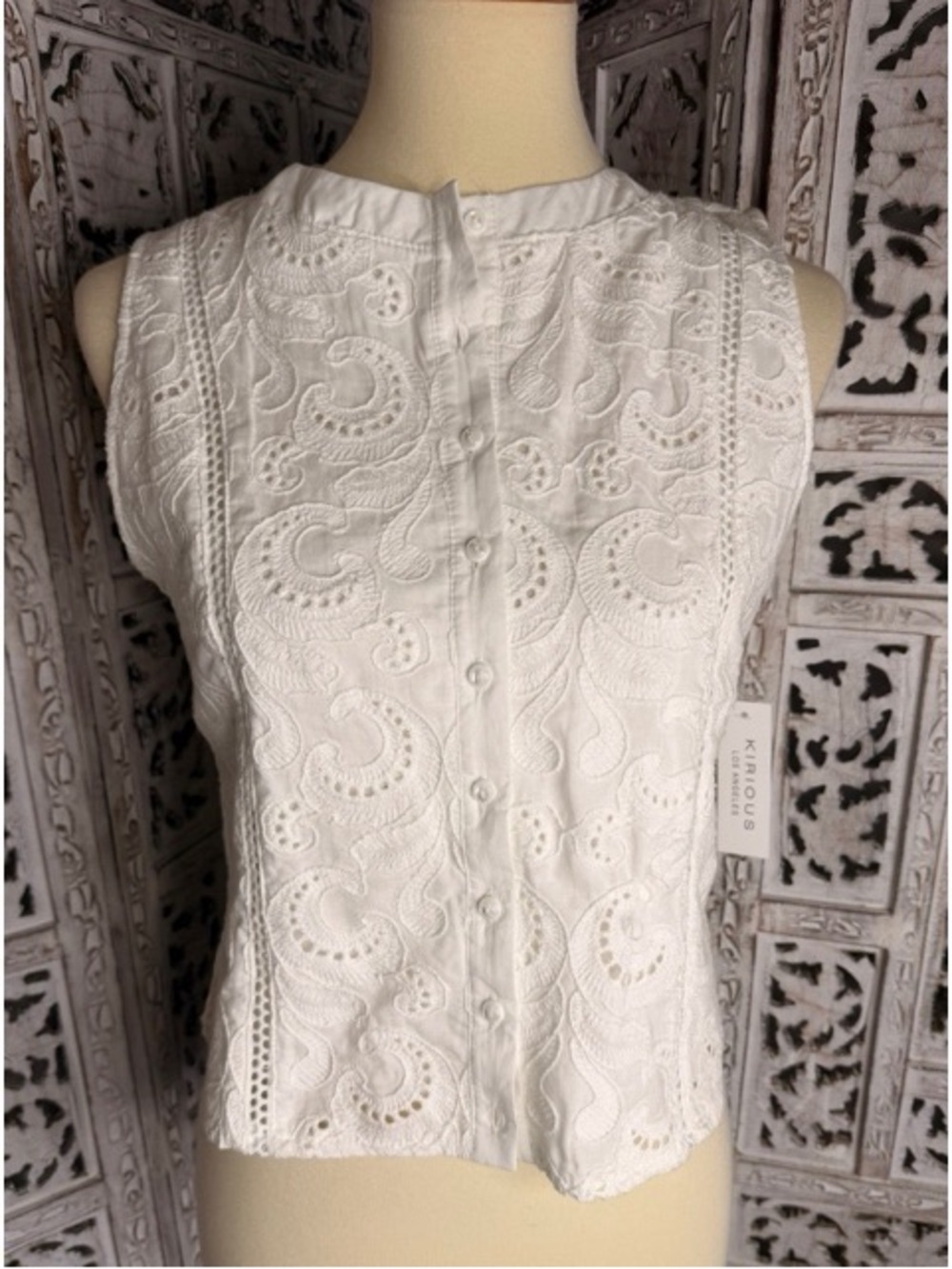 White Sleeveless Eyelet Button-Front